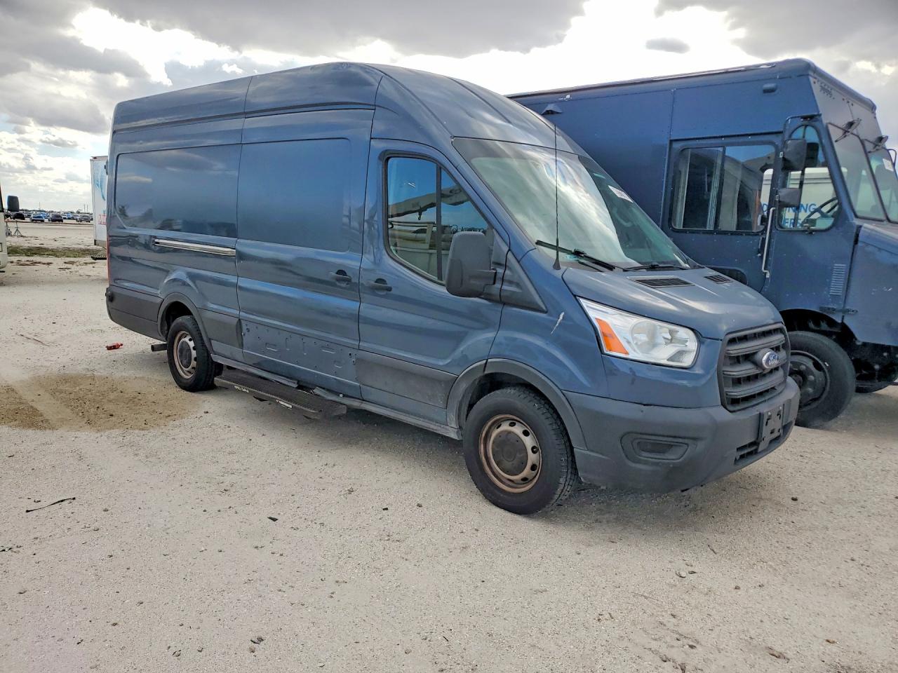 2020 FORD TRANSIT T-250 photo 4