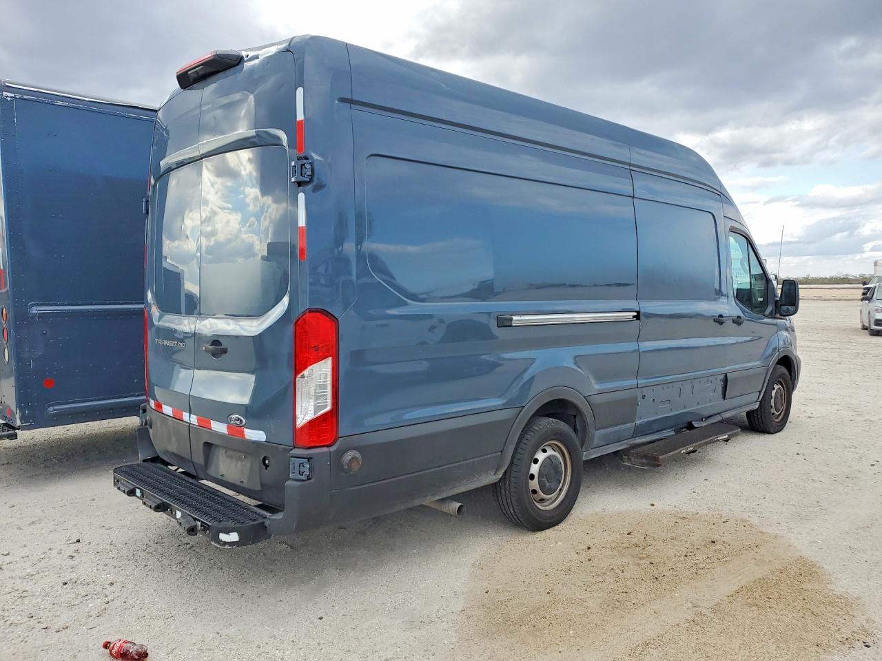 2020 FORD TRANSIT T-250 photo 3