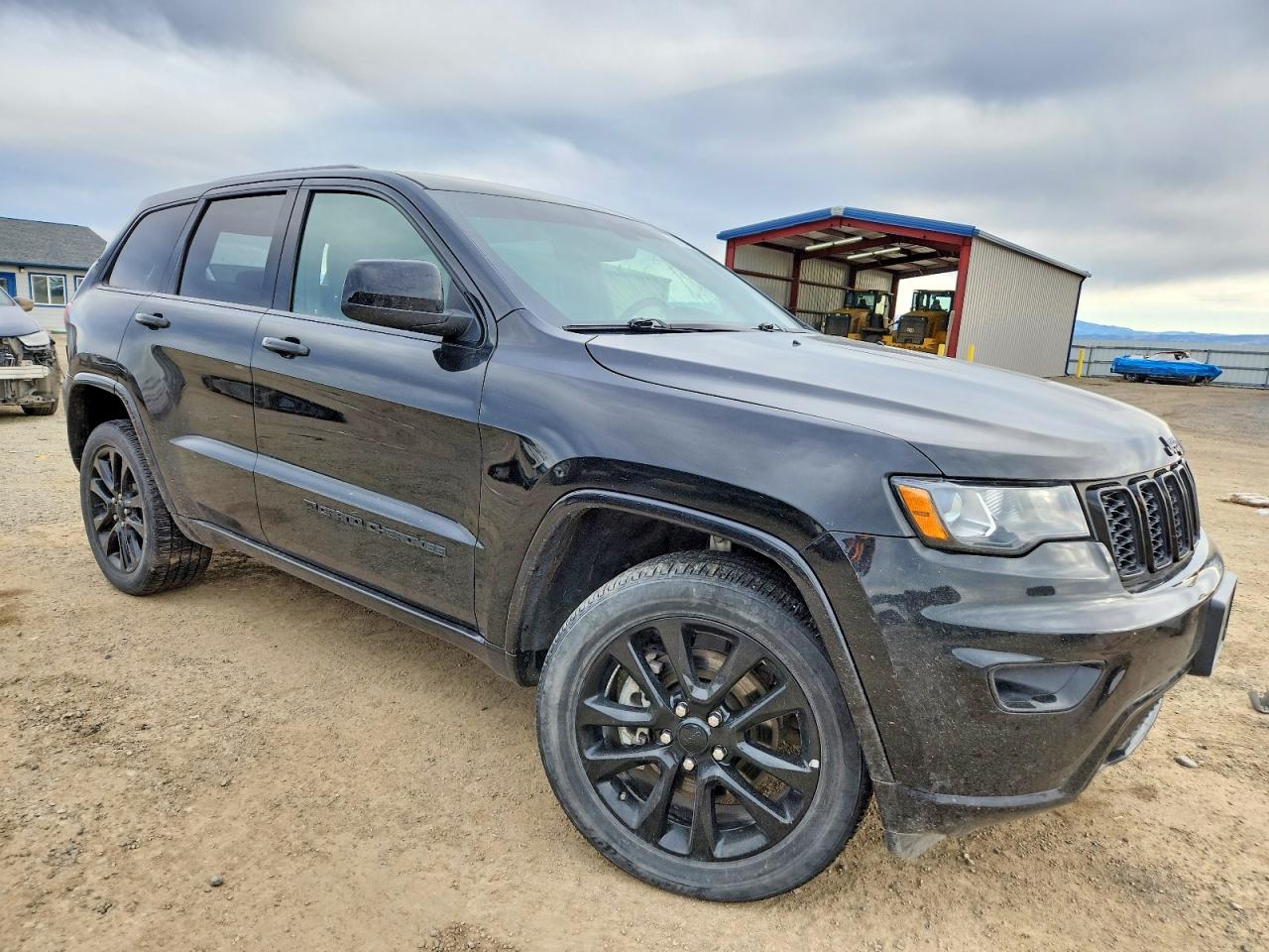 2022 JEEP GRAND CHEROKEE LAREDO E photo 4