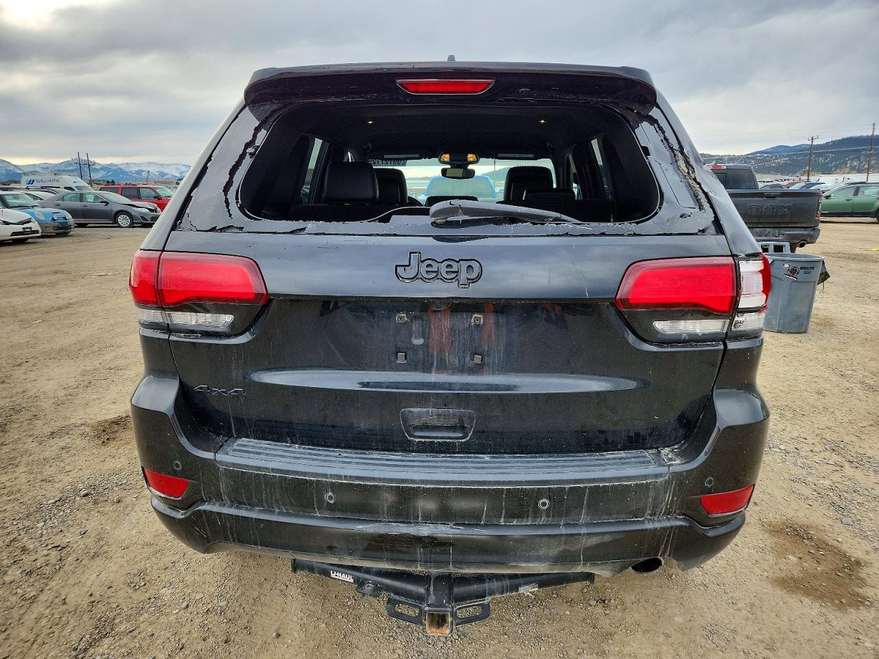 2022 JEEP GRAND CHEROKEE LAREDO E photo 6