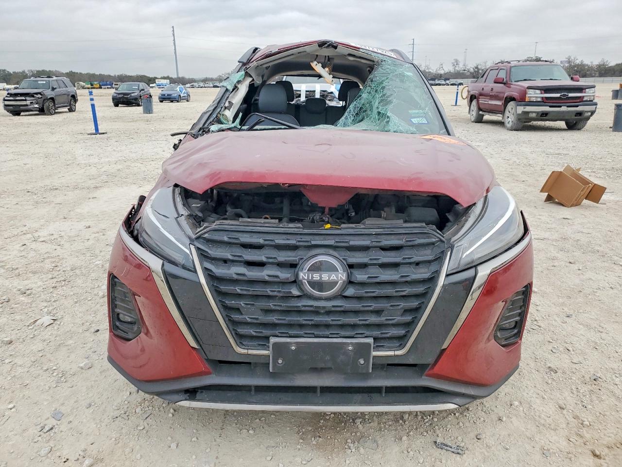 2023 NISSAN KICKS SR photo 9