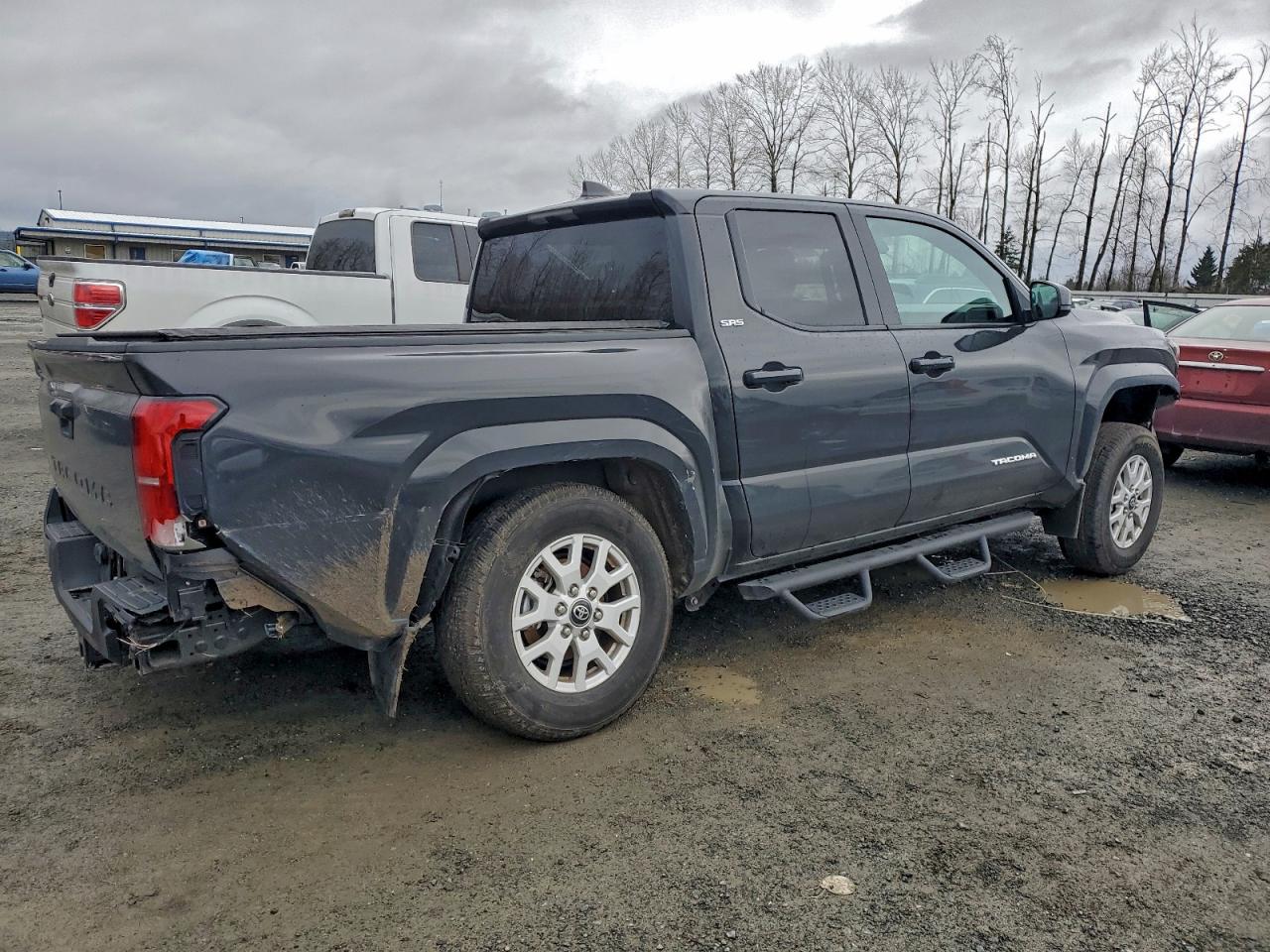 2024 TOYOTA TACOMA DOUBLE CAB photo 3