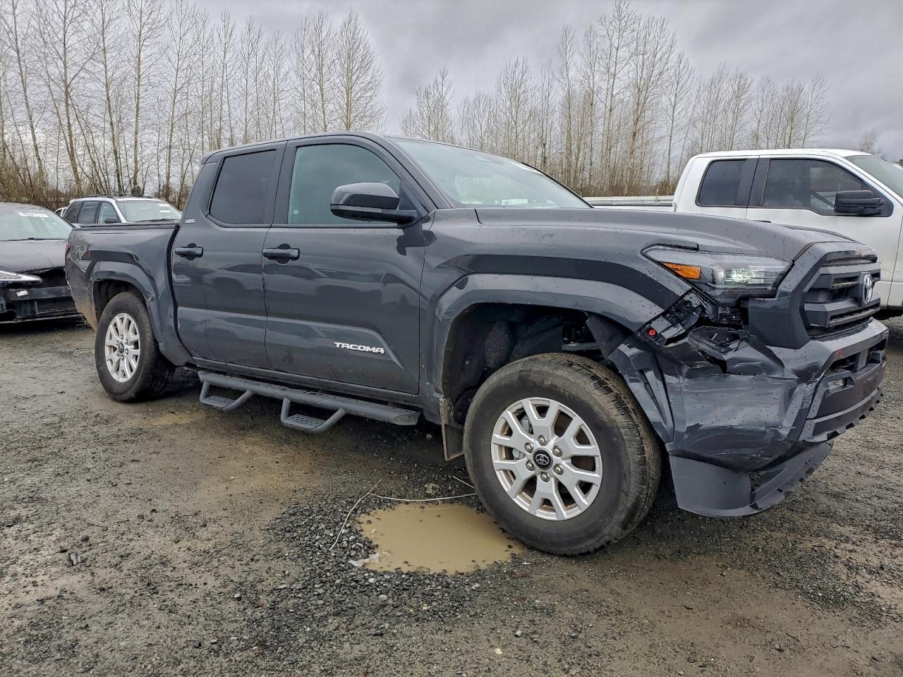 2024 TOYOTA TACOMA DOUBLE CAB photo 4