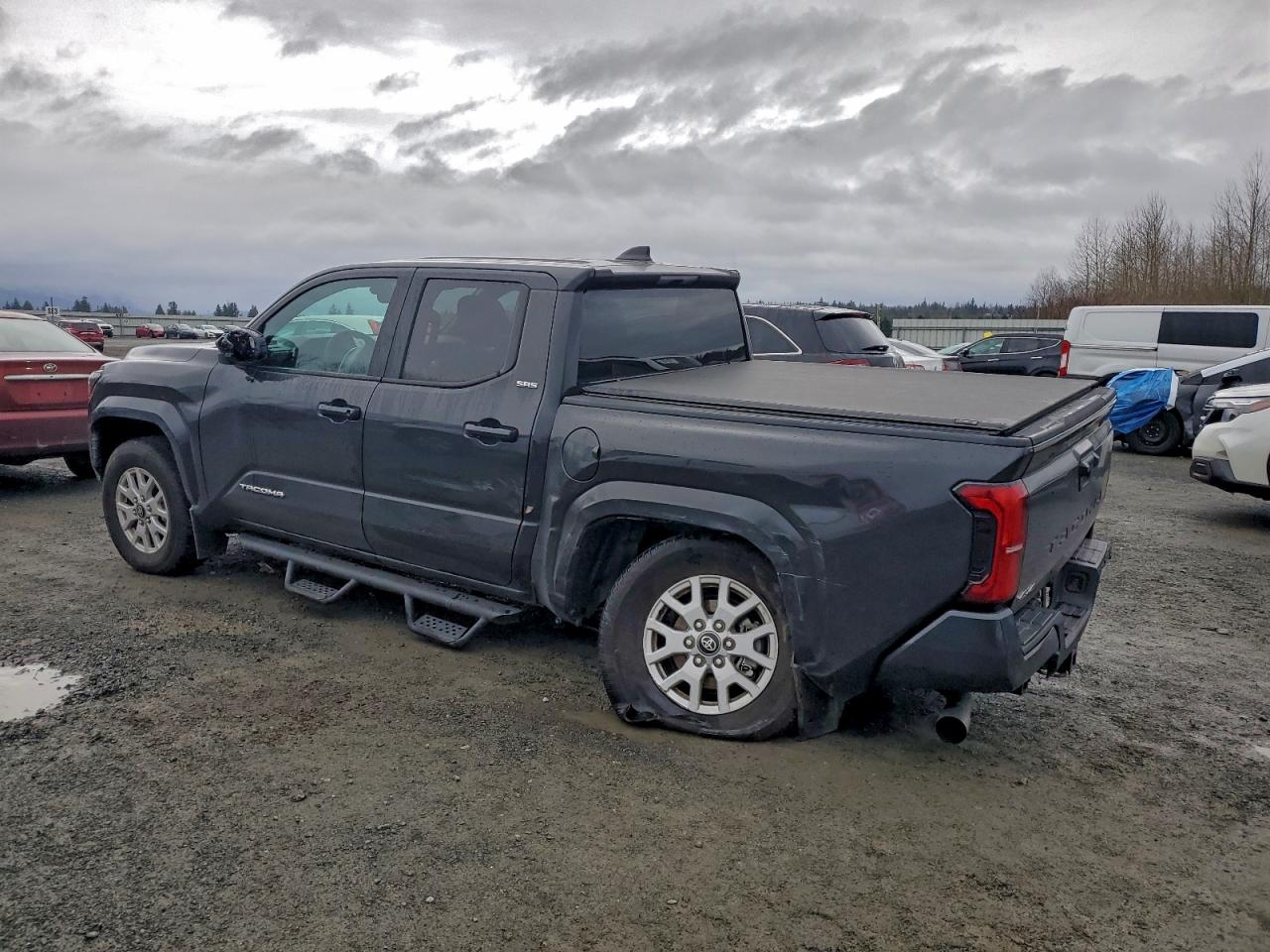 2024 TOYOTA TACOMA DOUBLE CAB photo 2