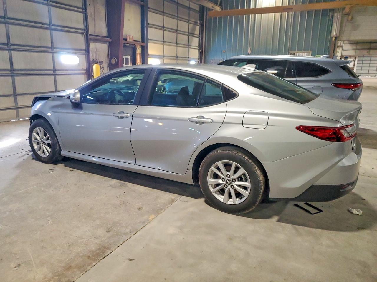 2025 TOYOTA CAMRY XSE photo 2