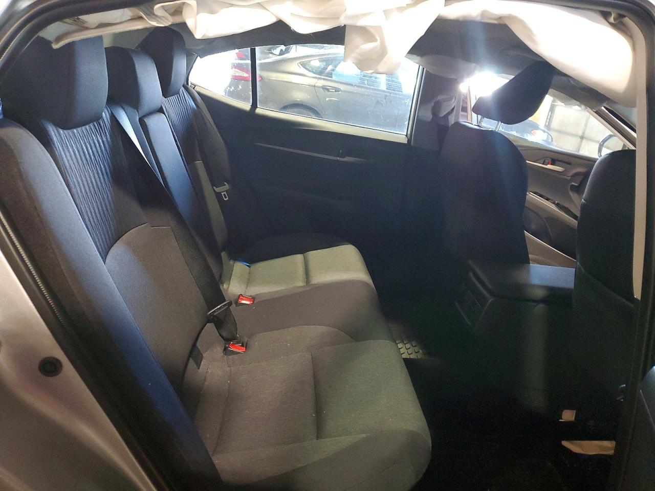 2025 TOYOTA CAMRY XSE photo 10
