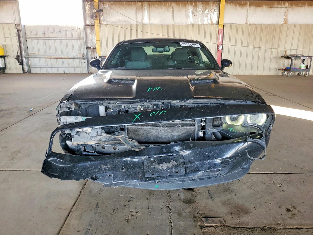 2016 DODGE CHALLENGER SXT photo 5