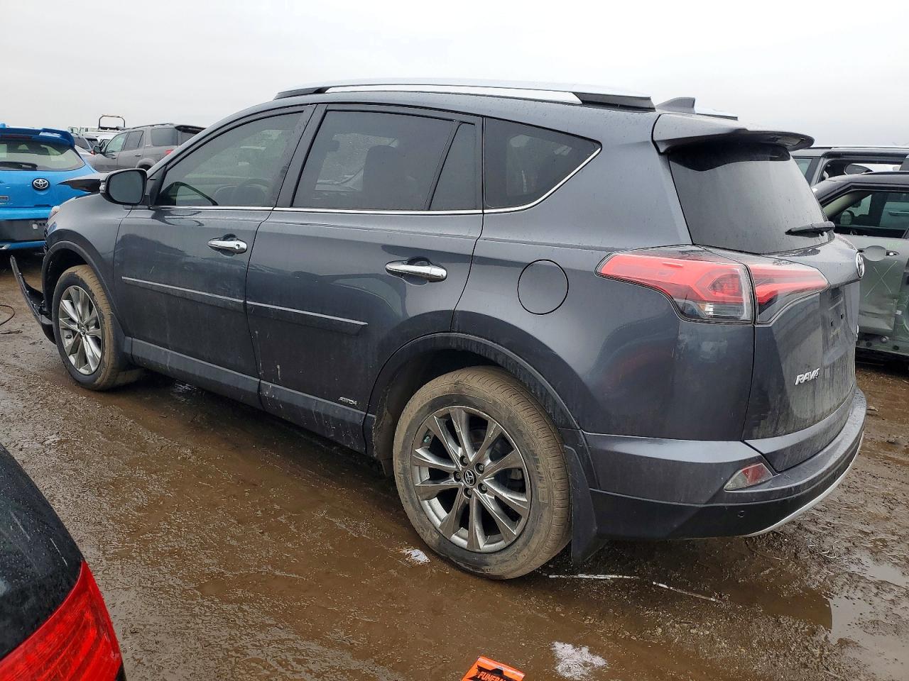 2016 TOYOTA RAV4 HV photo 2