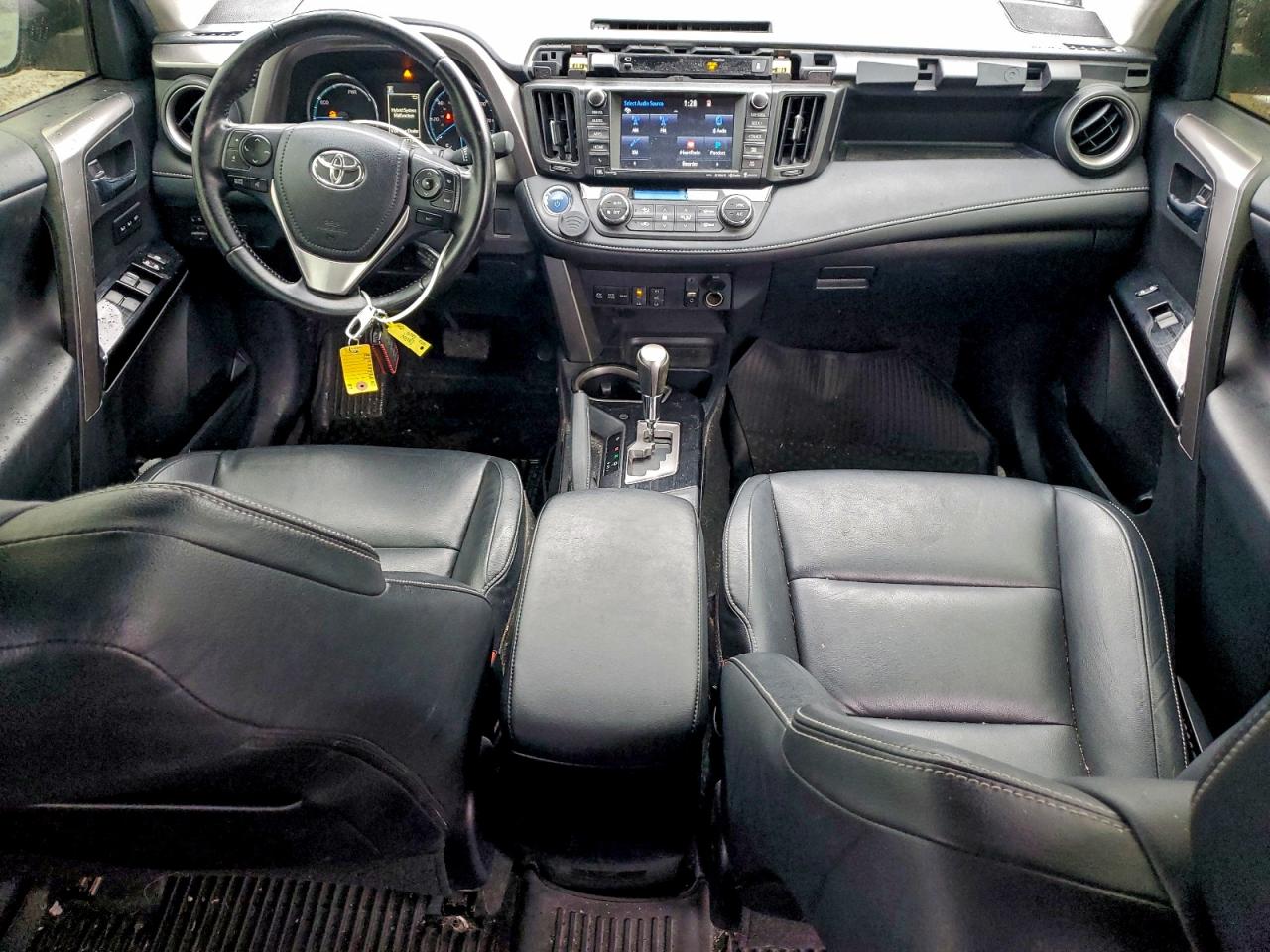 2016 TOYOTA RAV4 HV photo 8