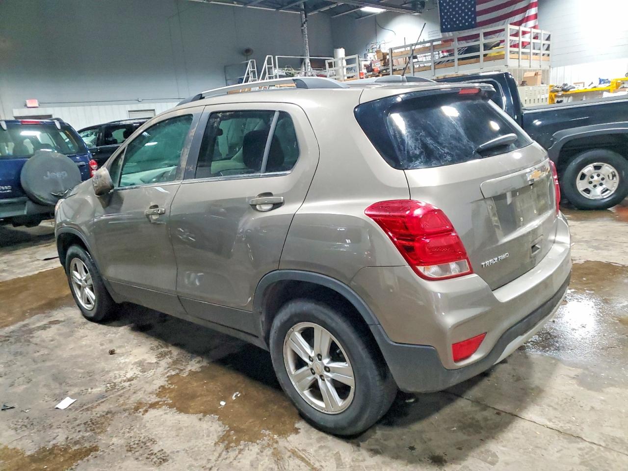 2020 CHEVROLET TRAX 1LT photo 2