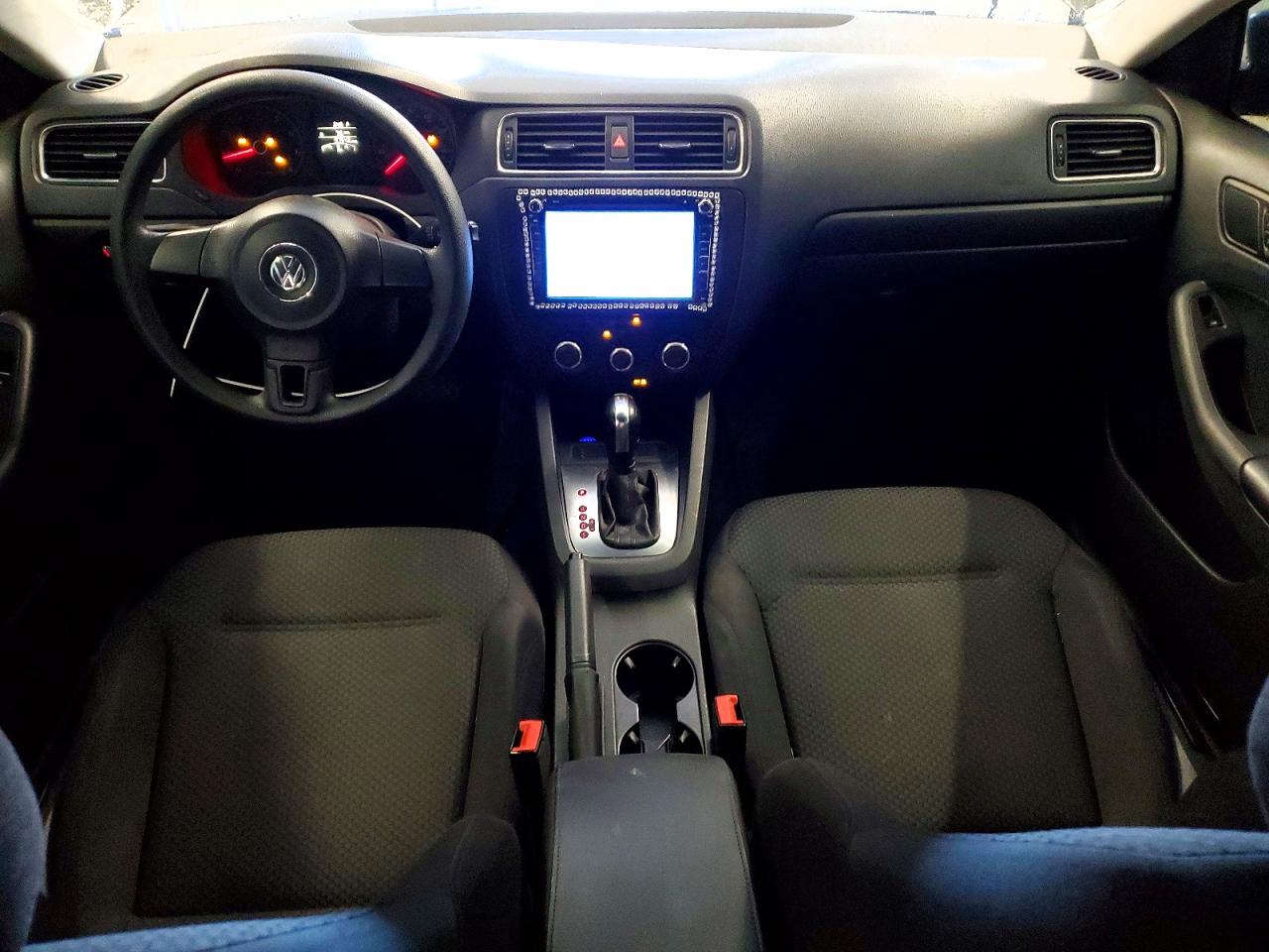 2014 VOLKSWAGEN JETTA BASE photo 8