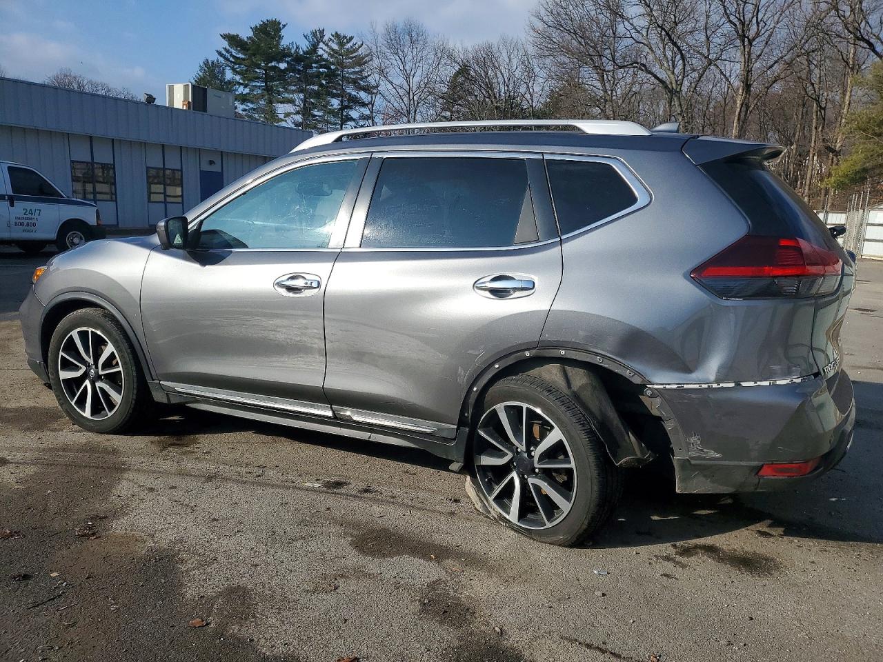 2020 NISSAN ROGUE S photo 2