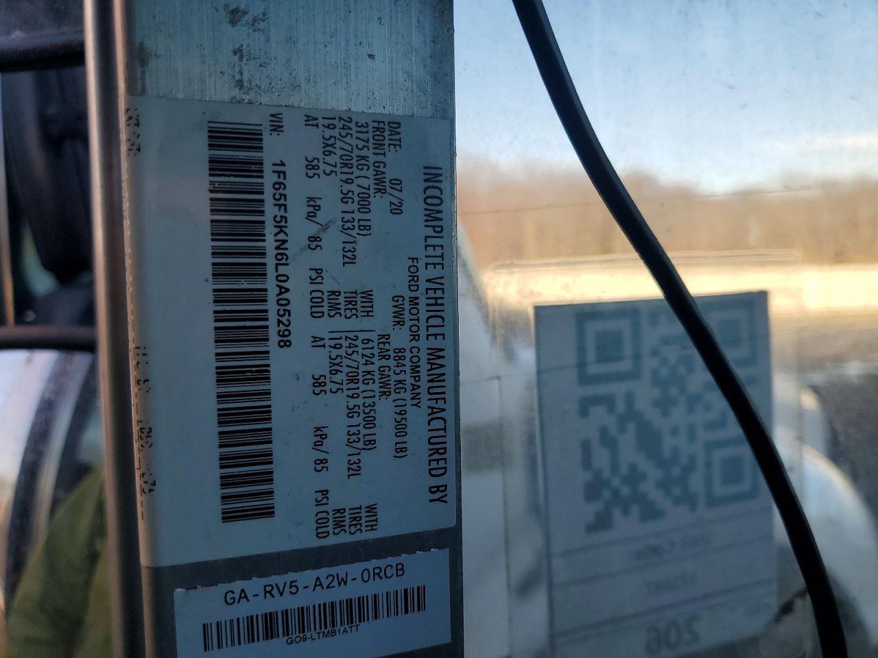 2020 FORD F59 photo 12