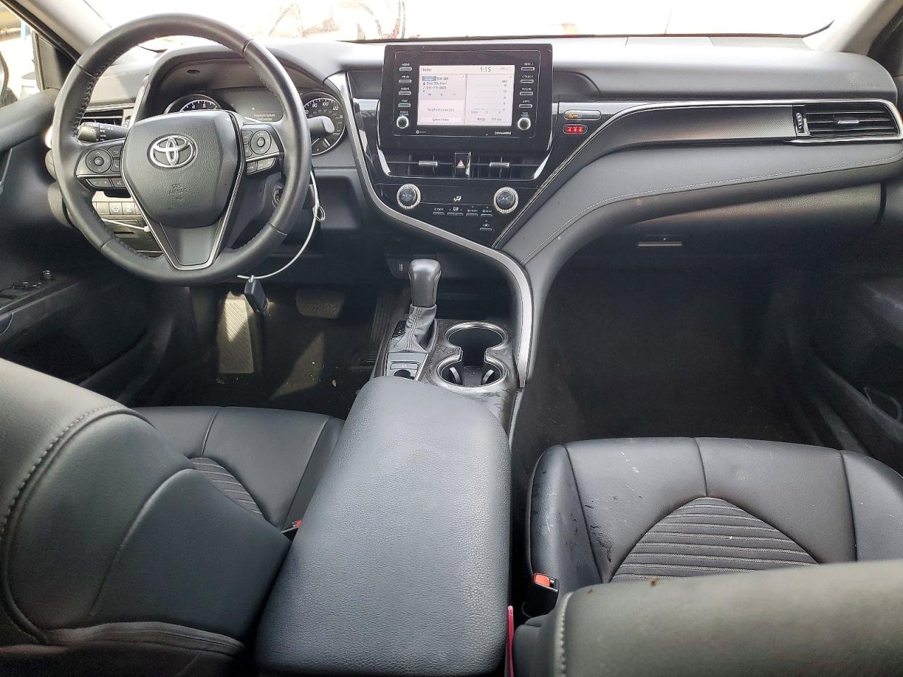 2021 TOYOTA CAMRY SE photo 8