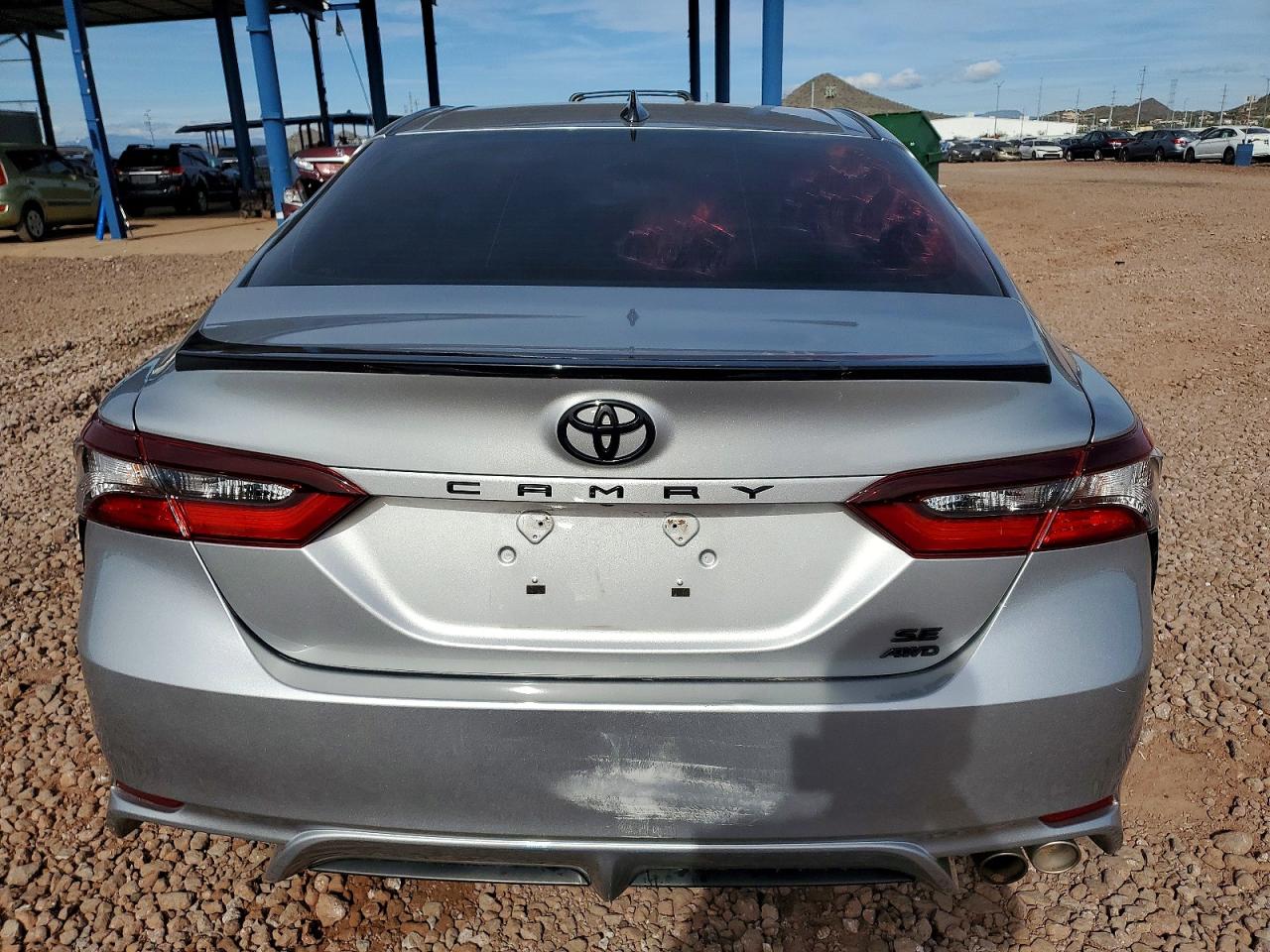 2021 TOYOTA CAMRY SE photo 6