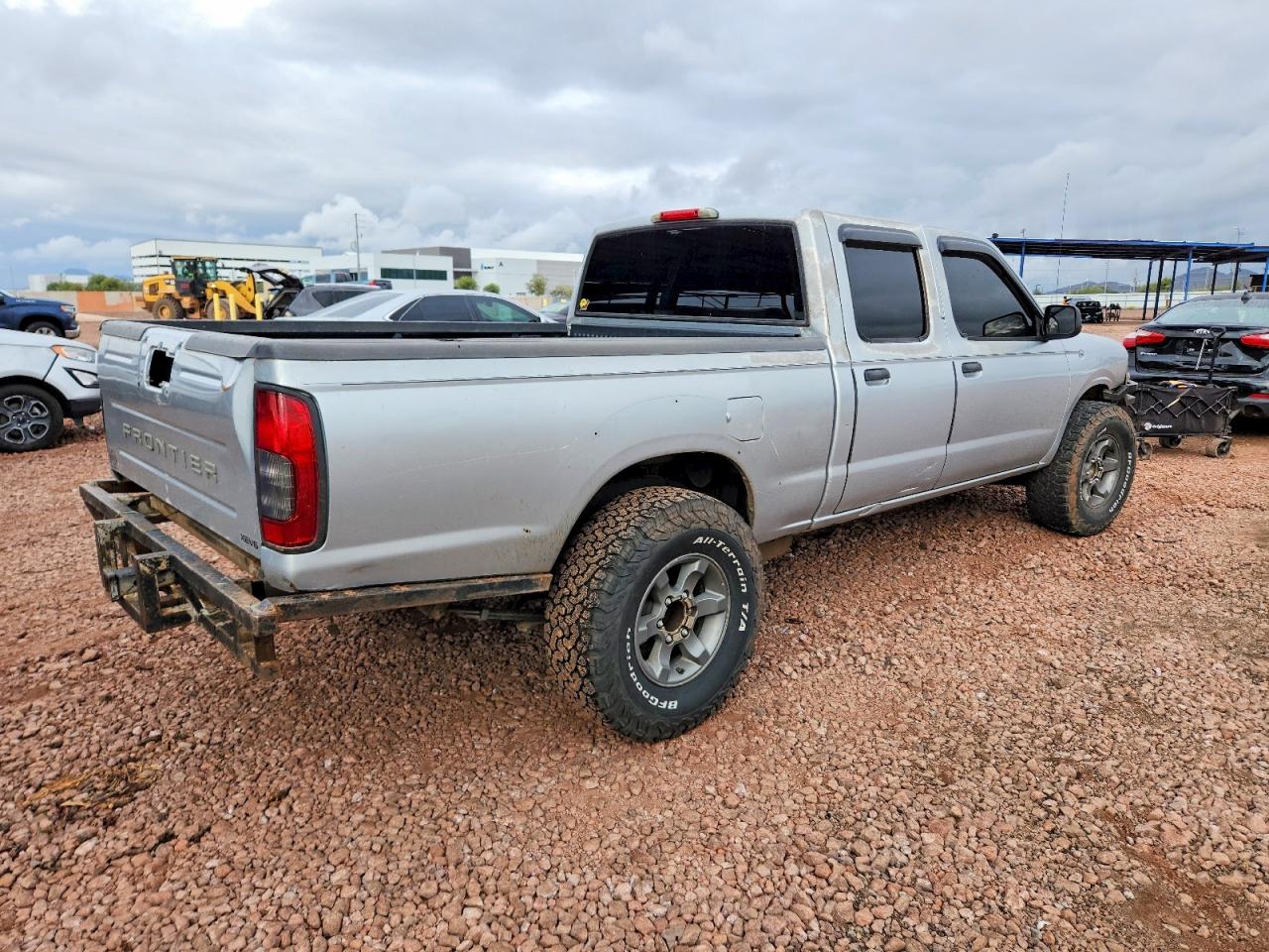 2003 NISSAN FRONTIER CREW CAB XE photo 3