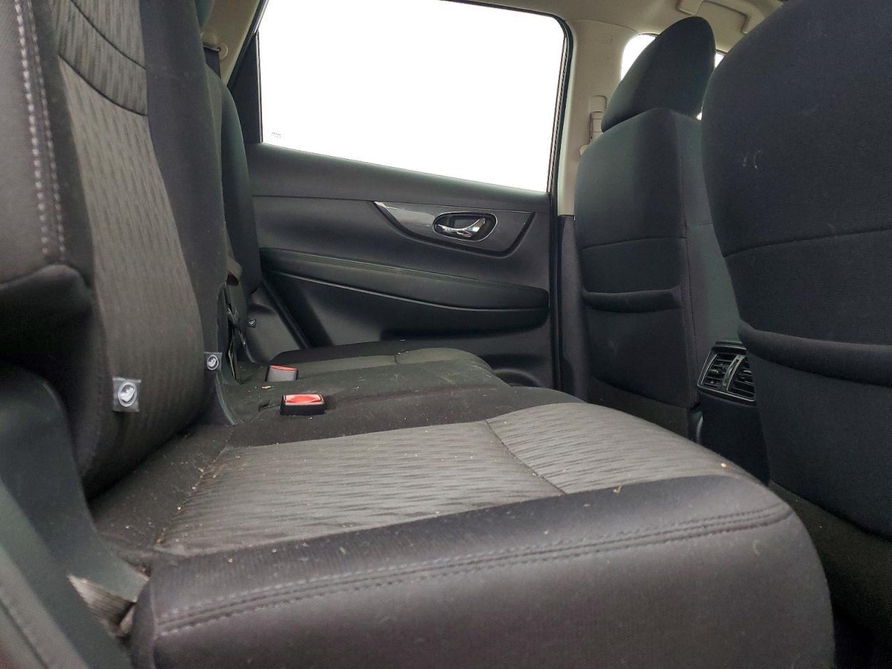 2020 NISSAN ROGUE S photo 21