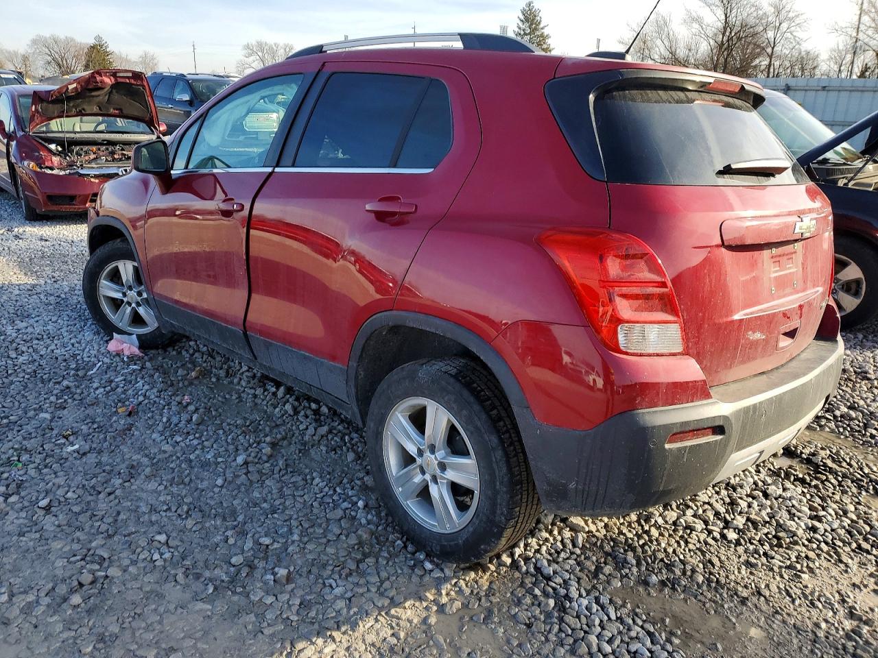 2015 CHEVROLET TRAX 1LT photo 2