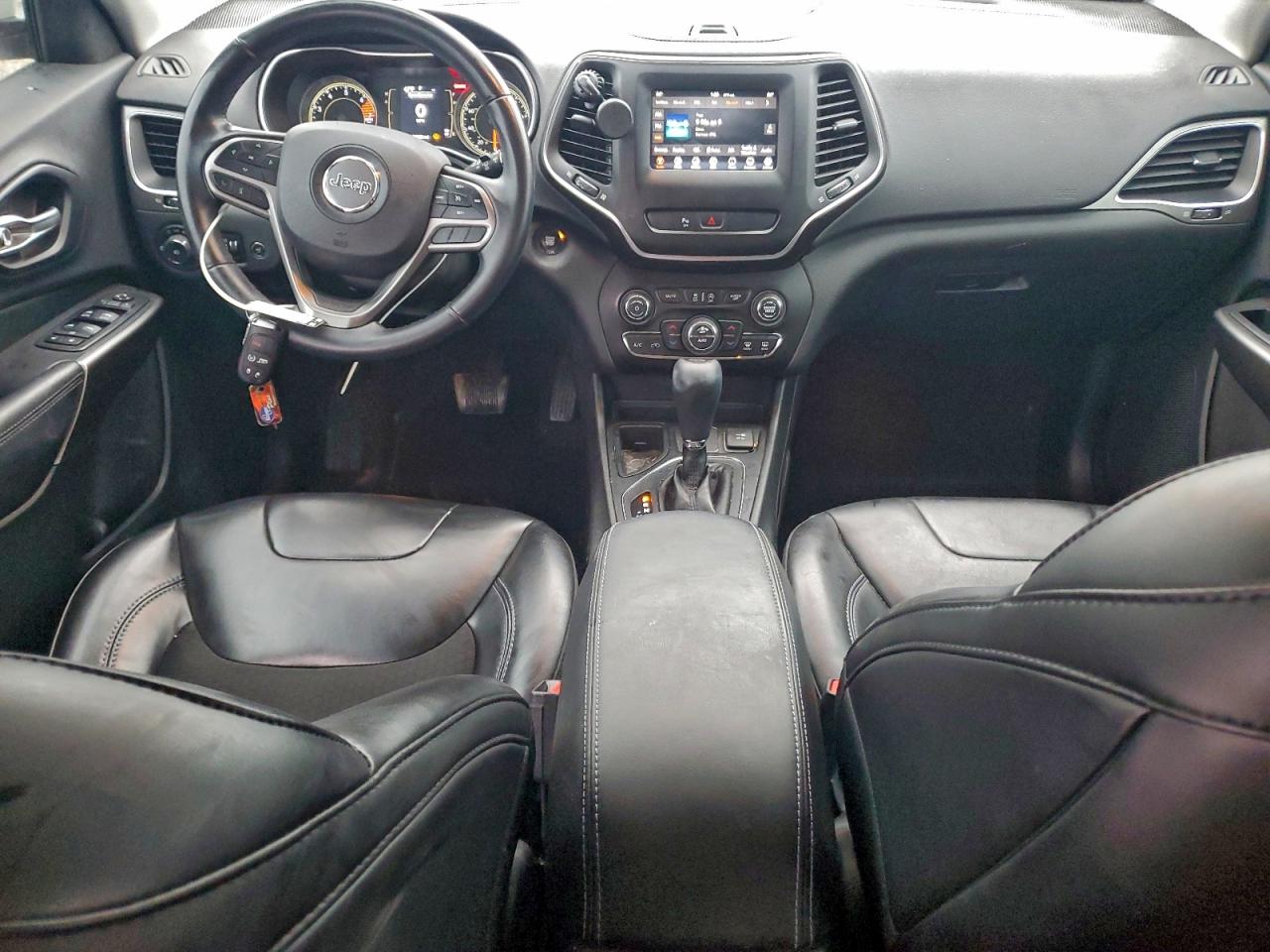 2019 JEEP CHEROKEE LATITUDE PLUS photo 8