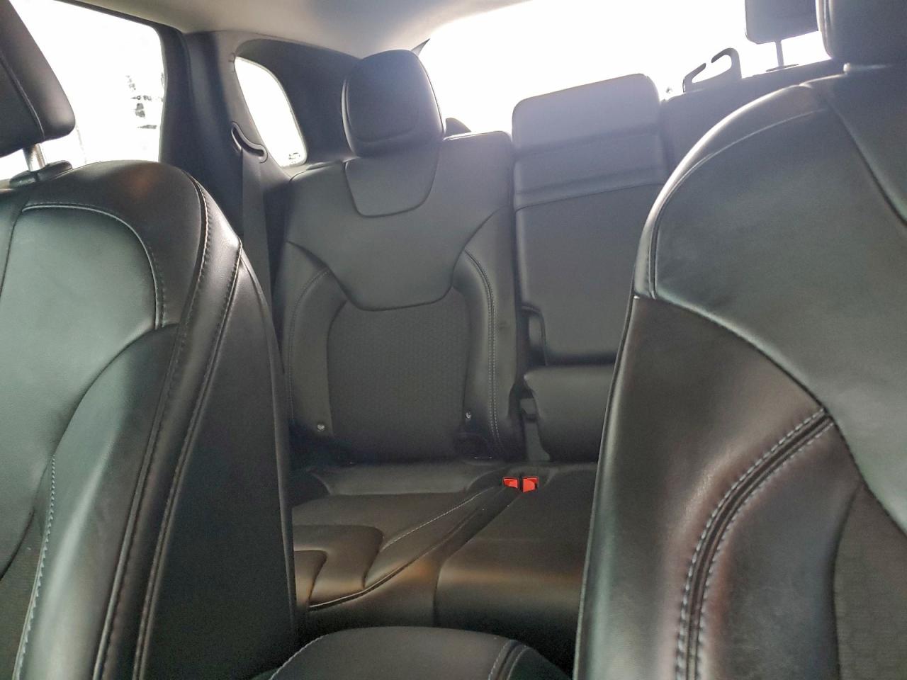 2019 JEEP CHEROKEE LATITUDE PLUS photo 10