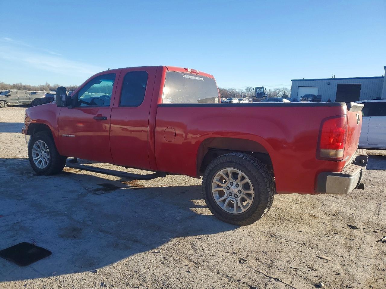 2011 GMC SIERRA C1500 SL photo 2