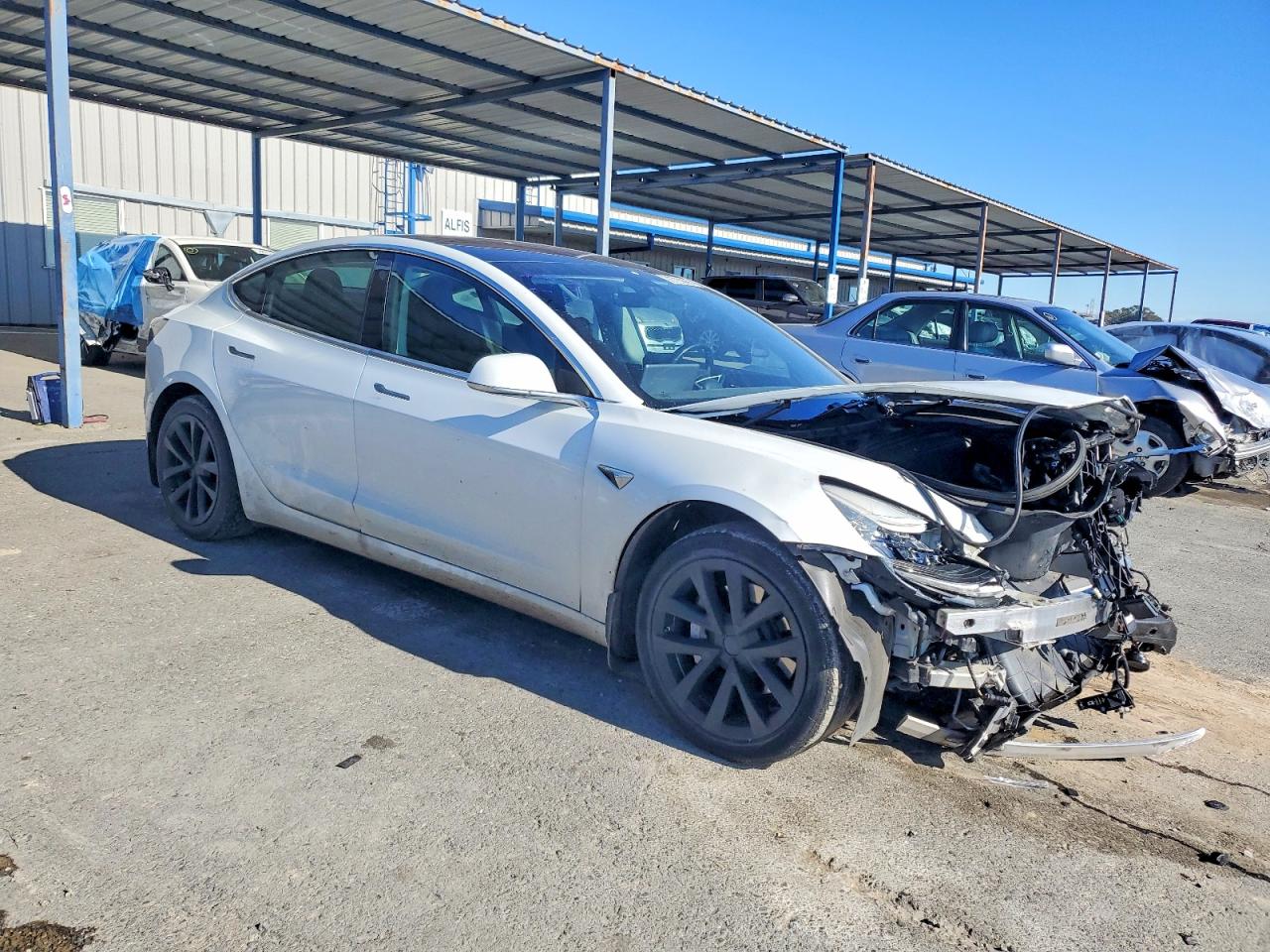 2018 TESLA MODEL 3 photo 4