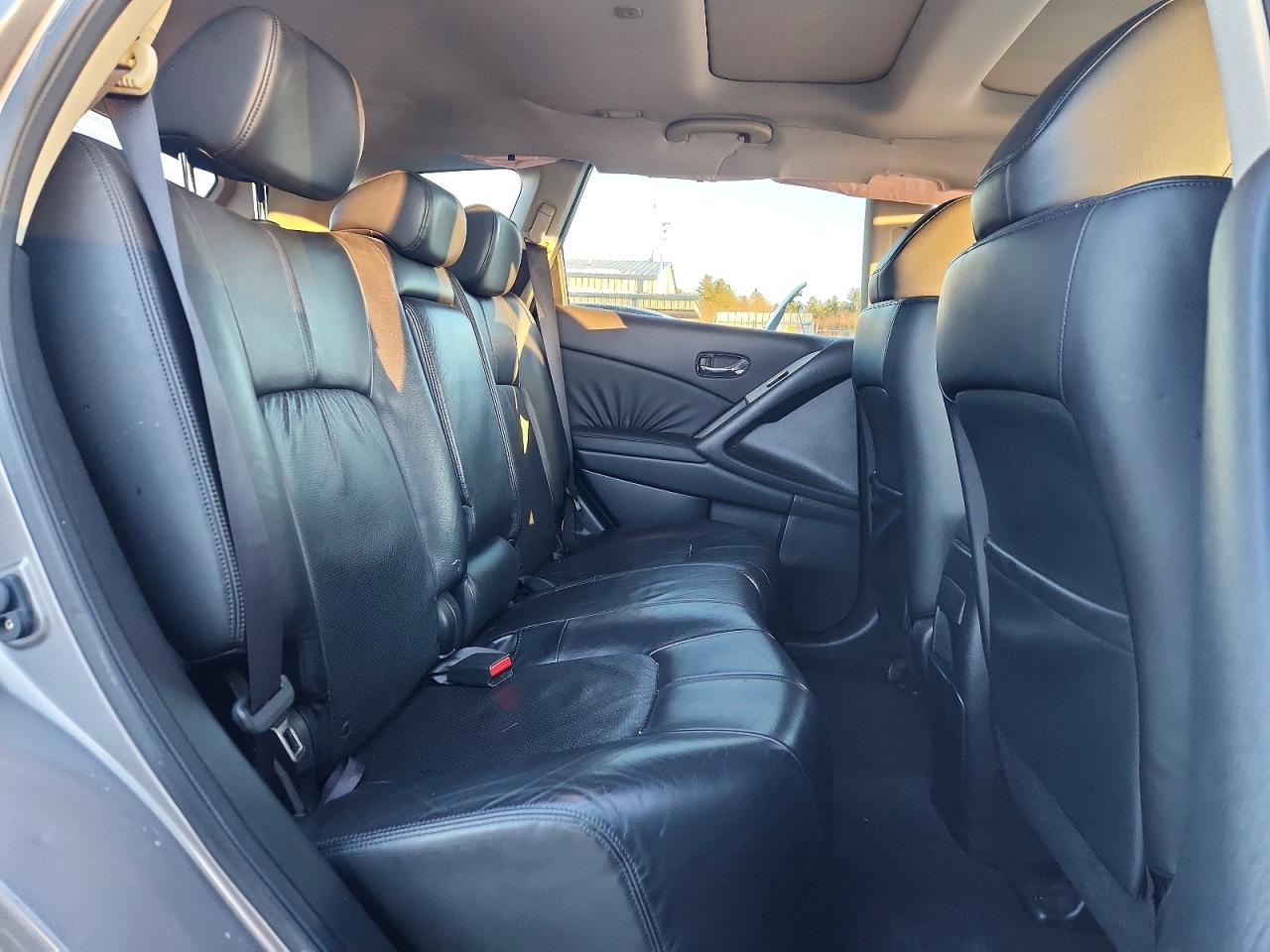2009 NISSAN MURANO S photo 11