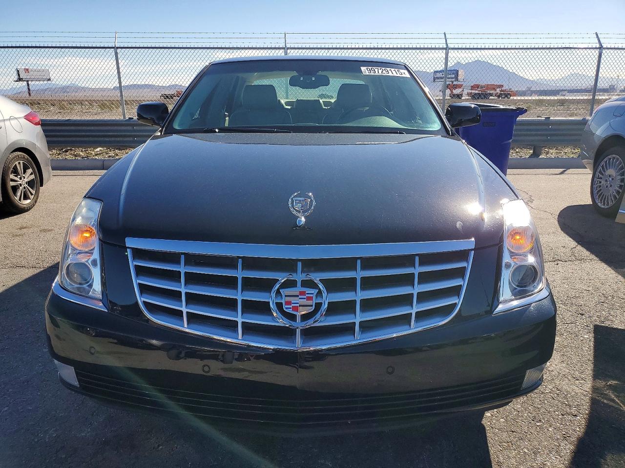 2006 CADILLAC DTS photo 13