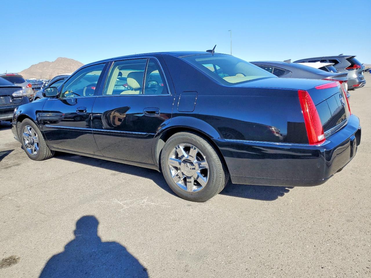 2006 CADILLAC DTS photo 4