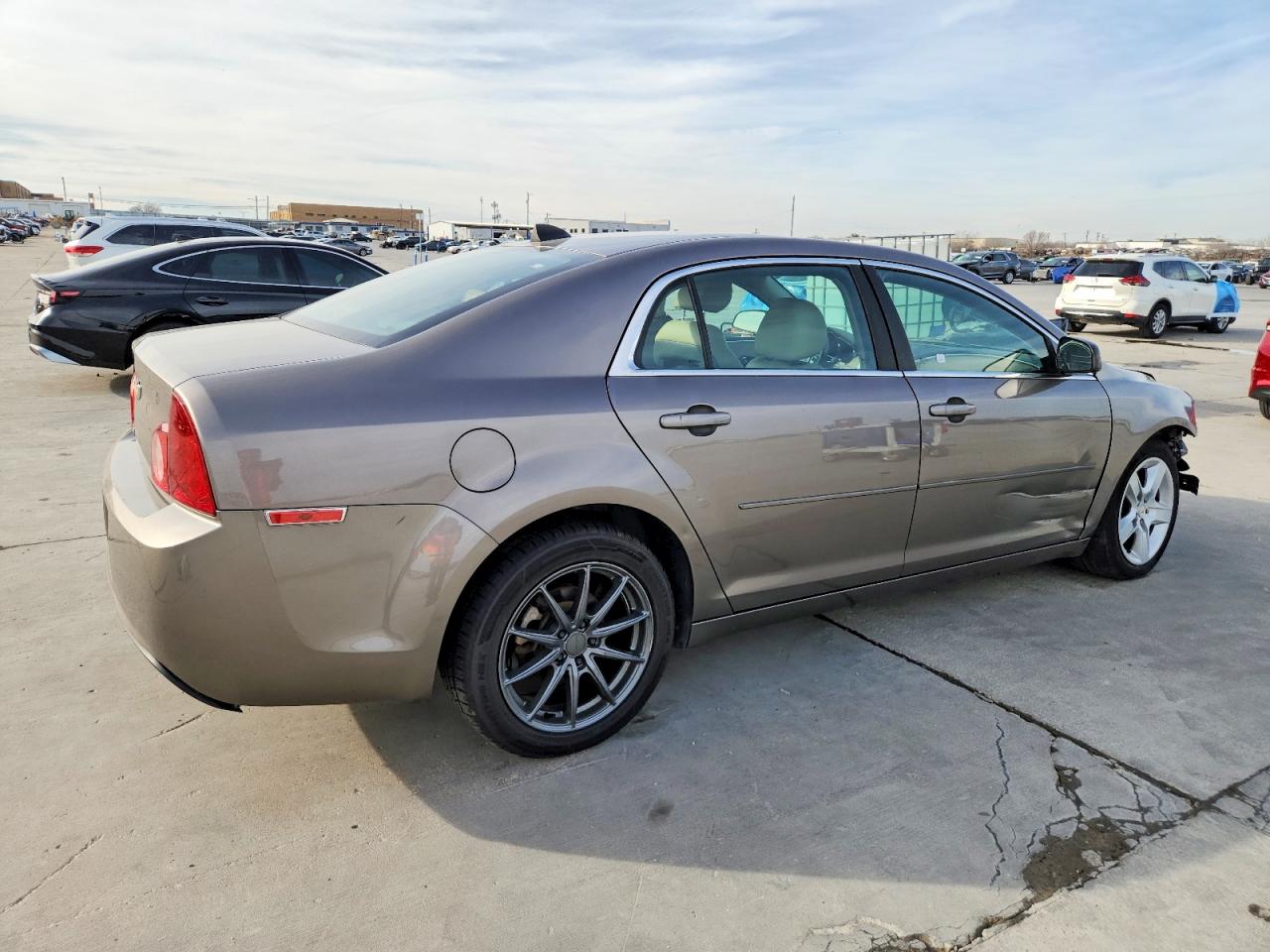 2012 CHEVROLET MALIBU LS photo 3
