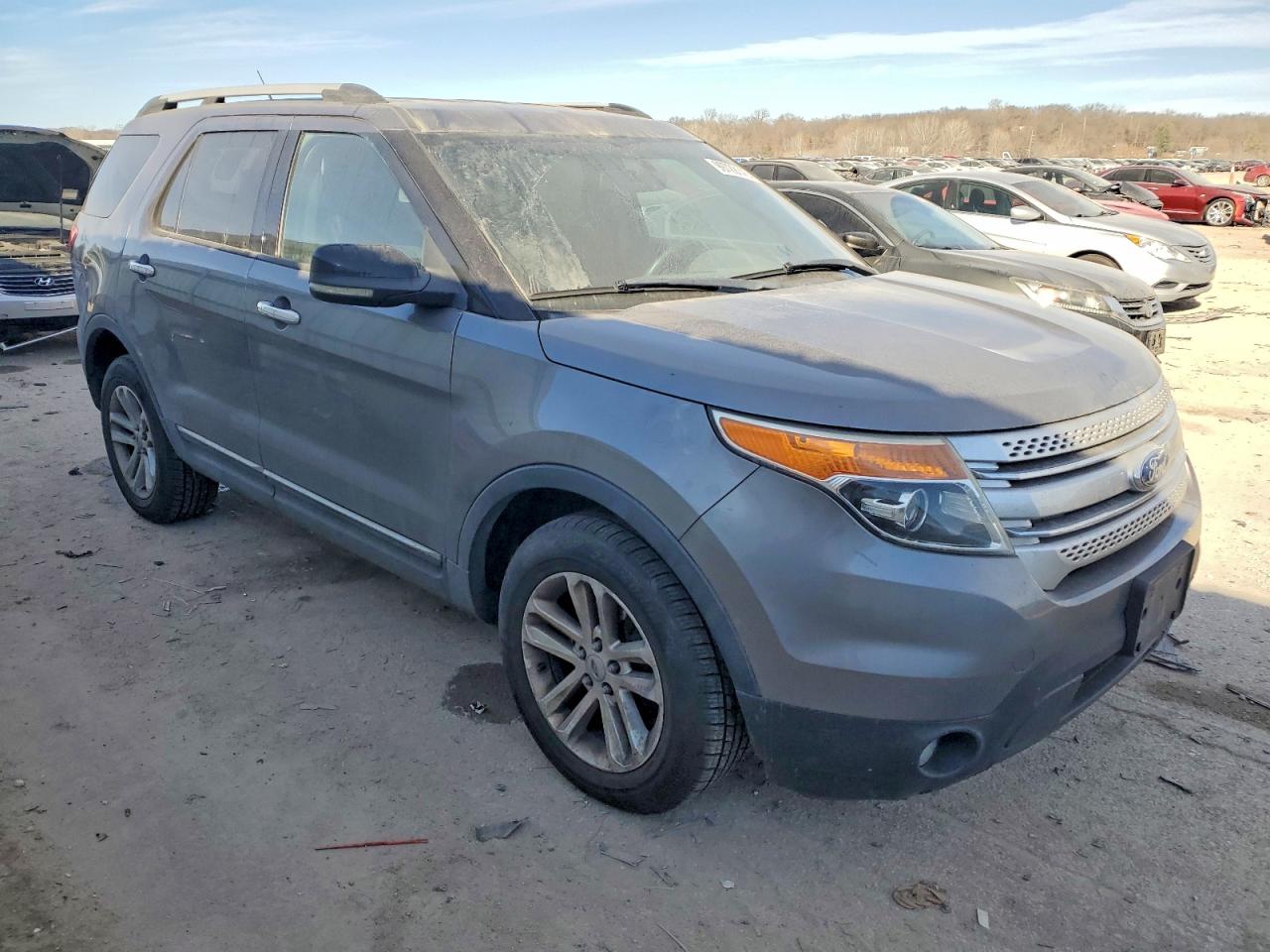 2011 FORD EXPLORER XLT photo 4