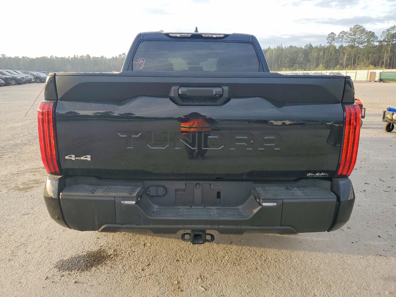 2024 TOYOTA TUNDRA CREWMAX SR photo 6