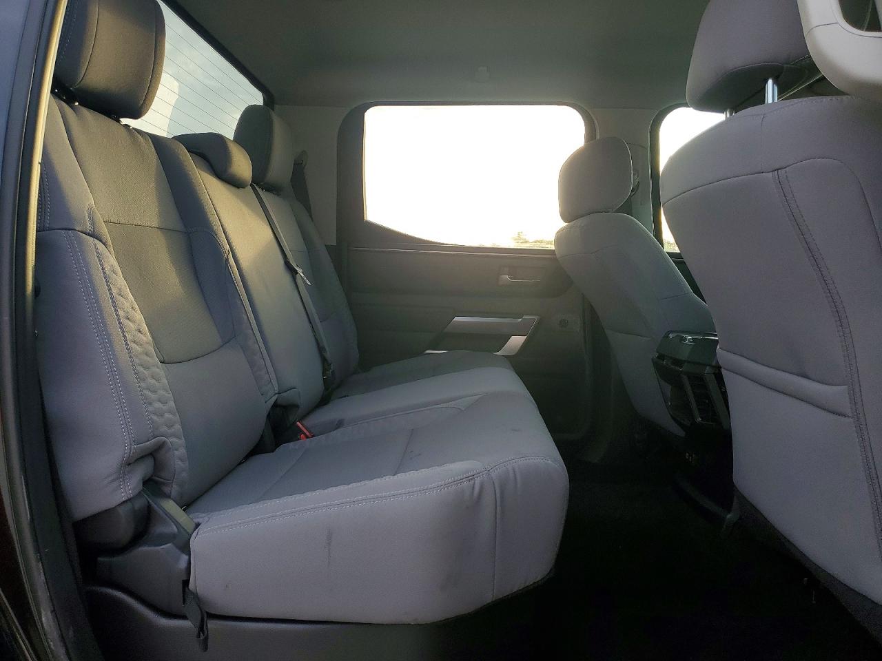 2024 TOYOTA TUNDRA CREWMAX SR photo 10