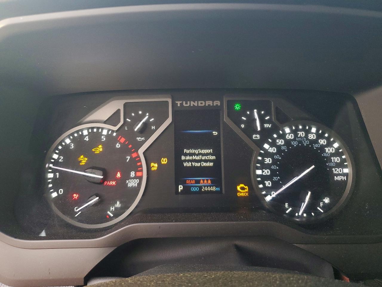 2024 TOYOTA TUNDRA CREWMAX SR photo 9