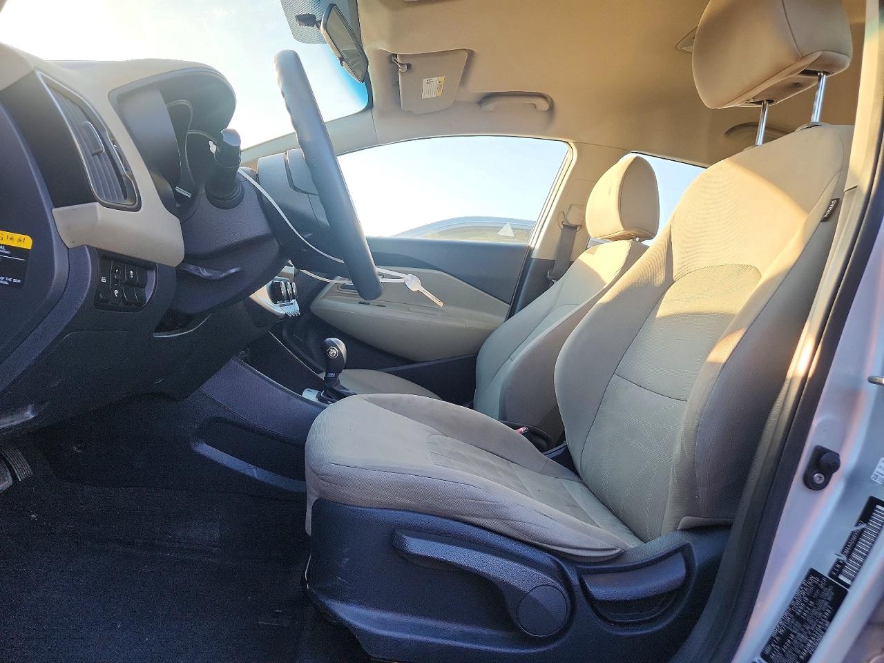 2016 KIA RIO LX photo 7