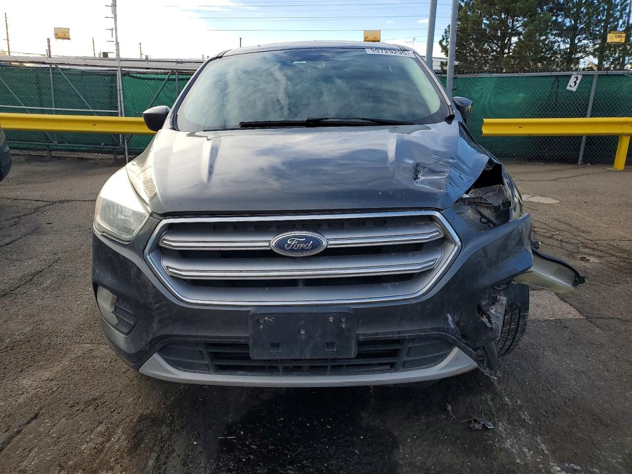 2017 FORD ESCAPE SE photo 5