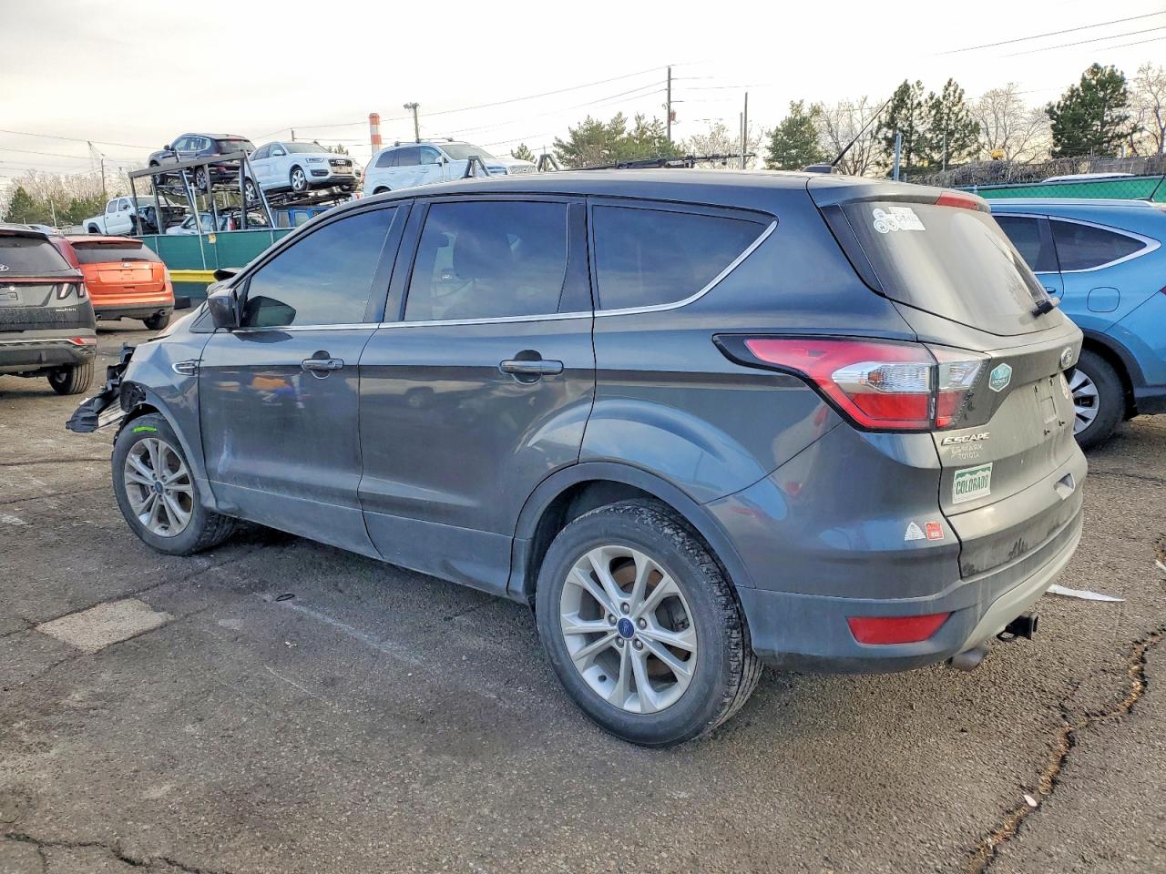 2017 FORD ESCAPE SE photo 2