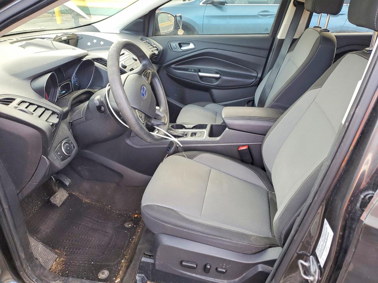2017 FORD ESCAPE SE photo 7