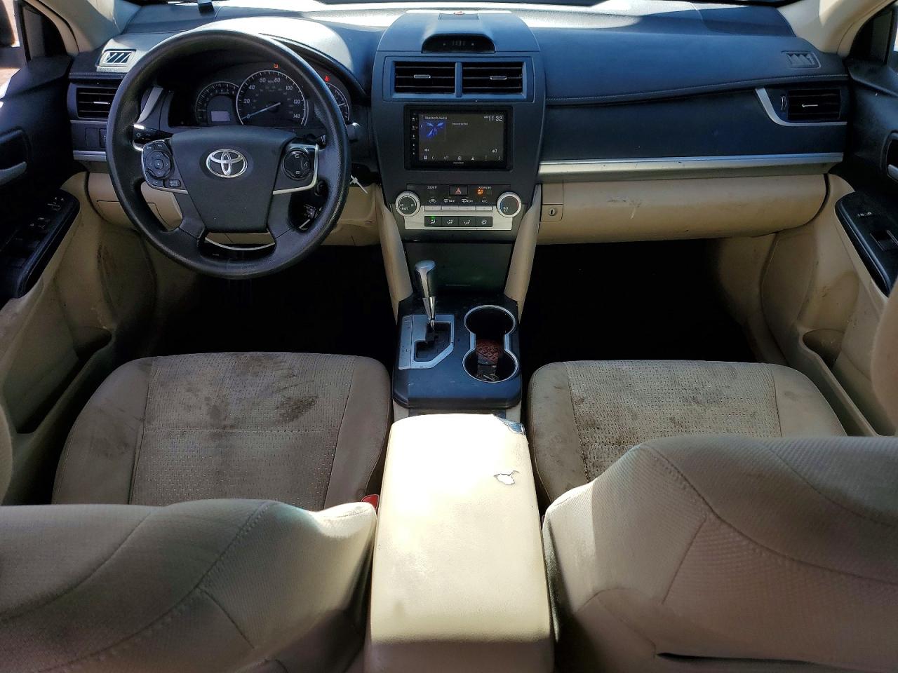 2014 TOYOTA CAMRY L photo 15
