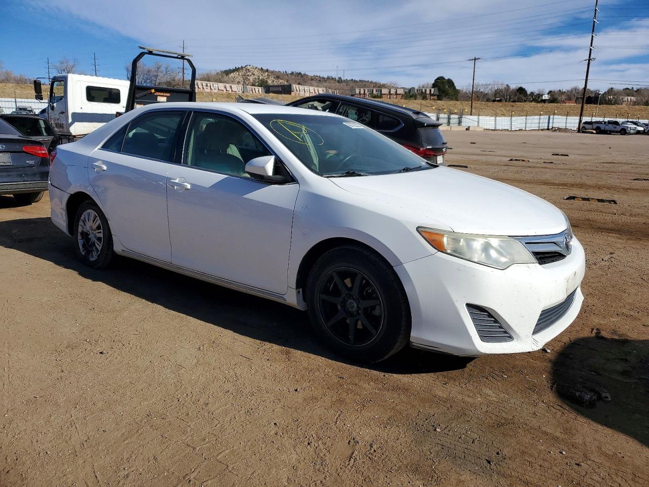 2014 TOYOTA CAMRY L photo 7