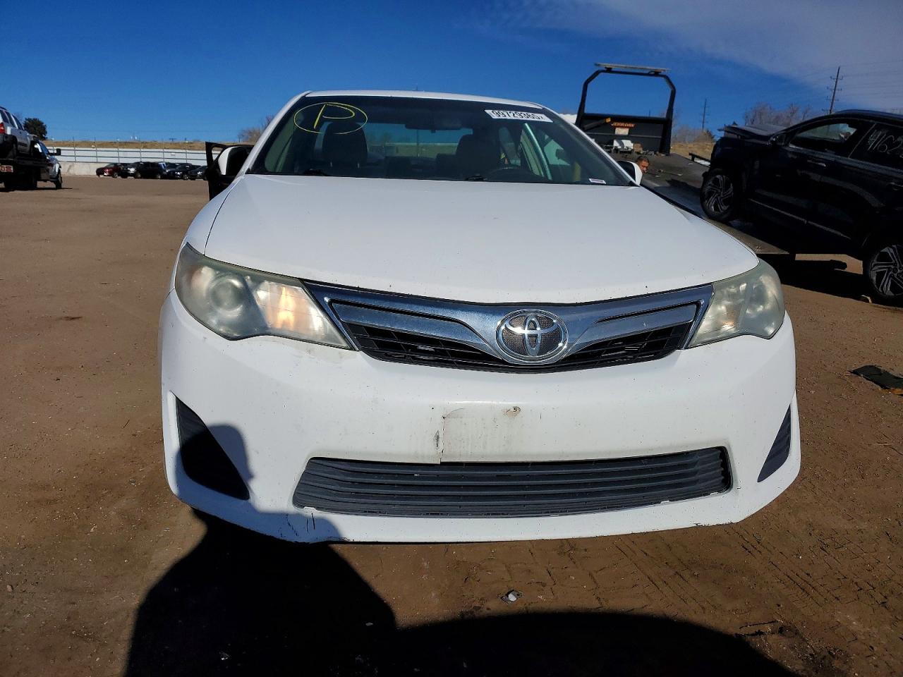 2014 TOYOTA CAMRY L photo 9