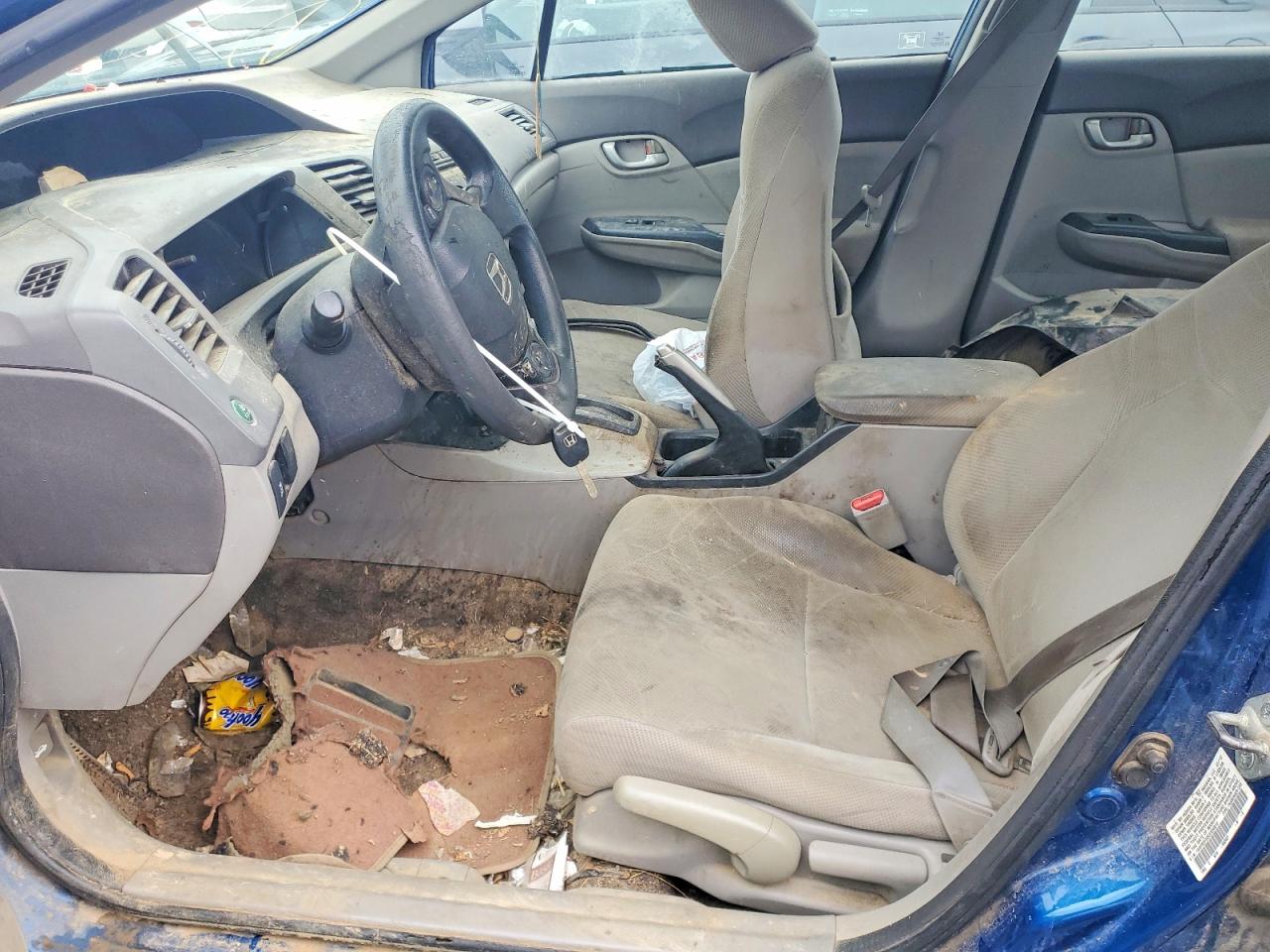 2012 HONDA CIVIC LX photo 7