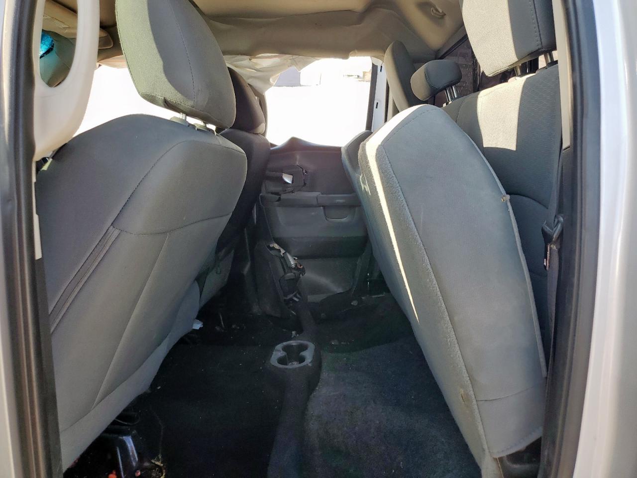 2014 RAM 1500 SLT photo 10