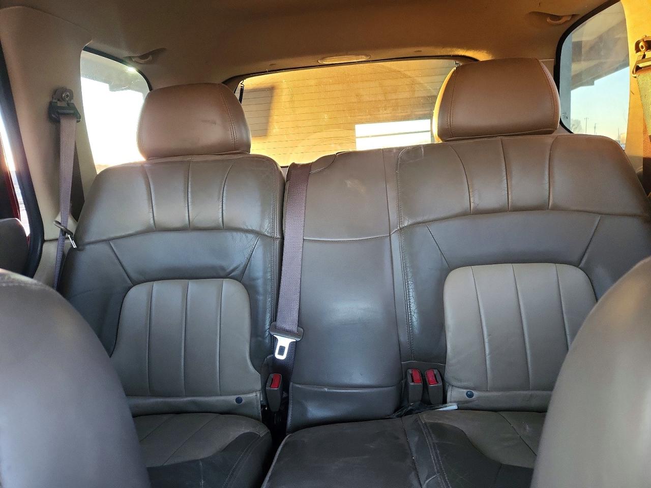 2004 GMC ENVOY photo 10