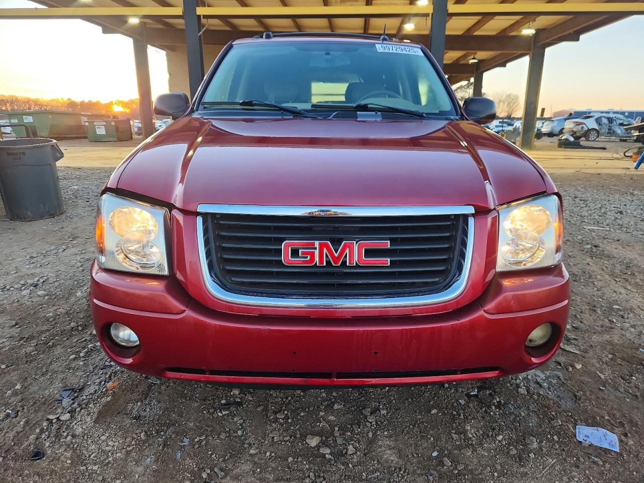 2004 GMC ENVOY photo 5