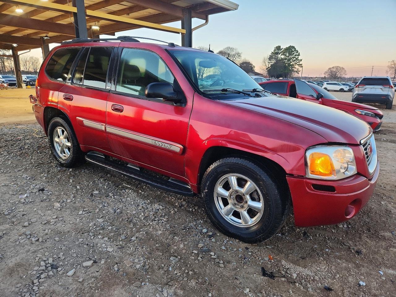 2004 GMC ENVOY photo 4
