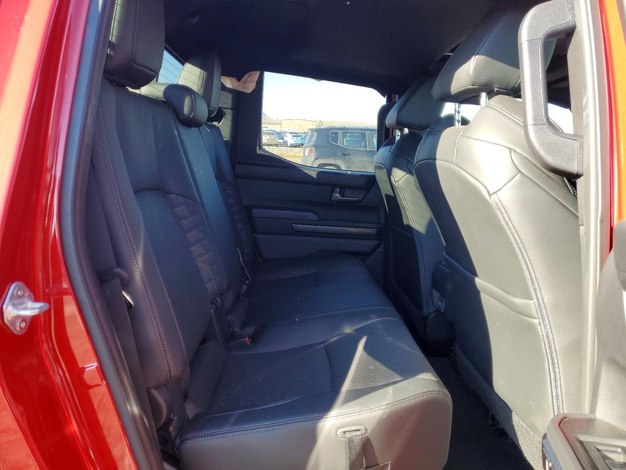 2024 TOYOTA TACOMA DOUBLE CAB photo 10