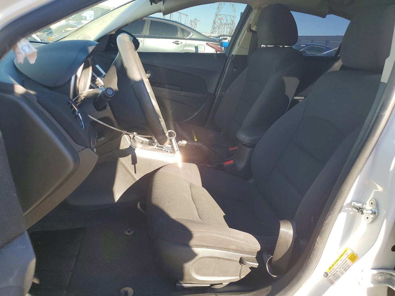 2016 CHEVROLET CRUZE LIMITED LT photo 7
