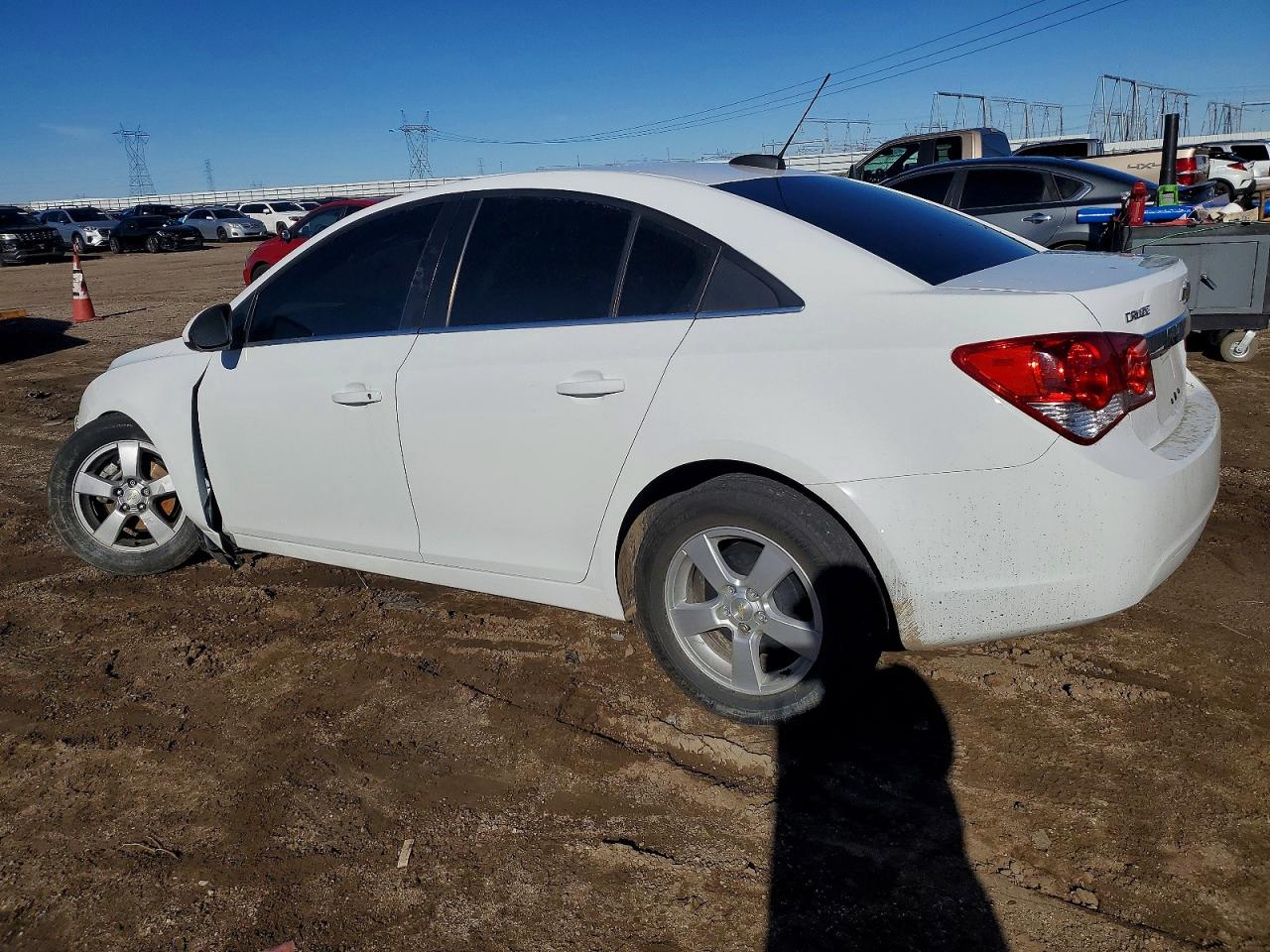 2016 CHEVROLET CRUZE LIMITED LT photo 2