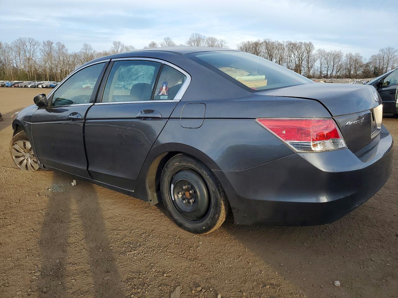 2009 HONDA ACCORD LX photo 2